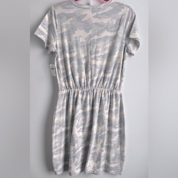 NWT Old Navy Waist-Defined Camo Dress Sz M - Picture 4 of 4